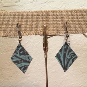 Leather diamond earrings